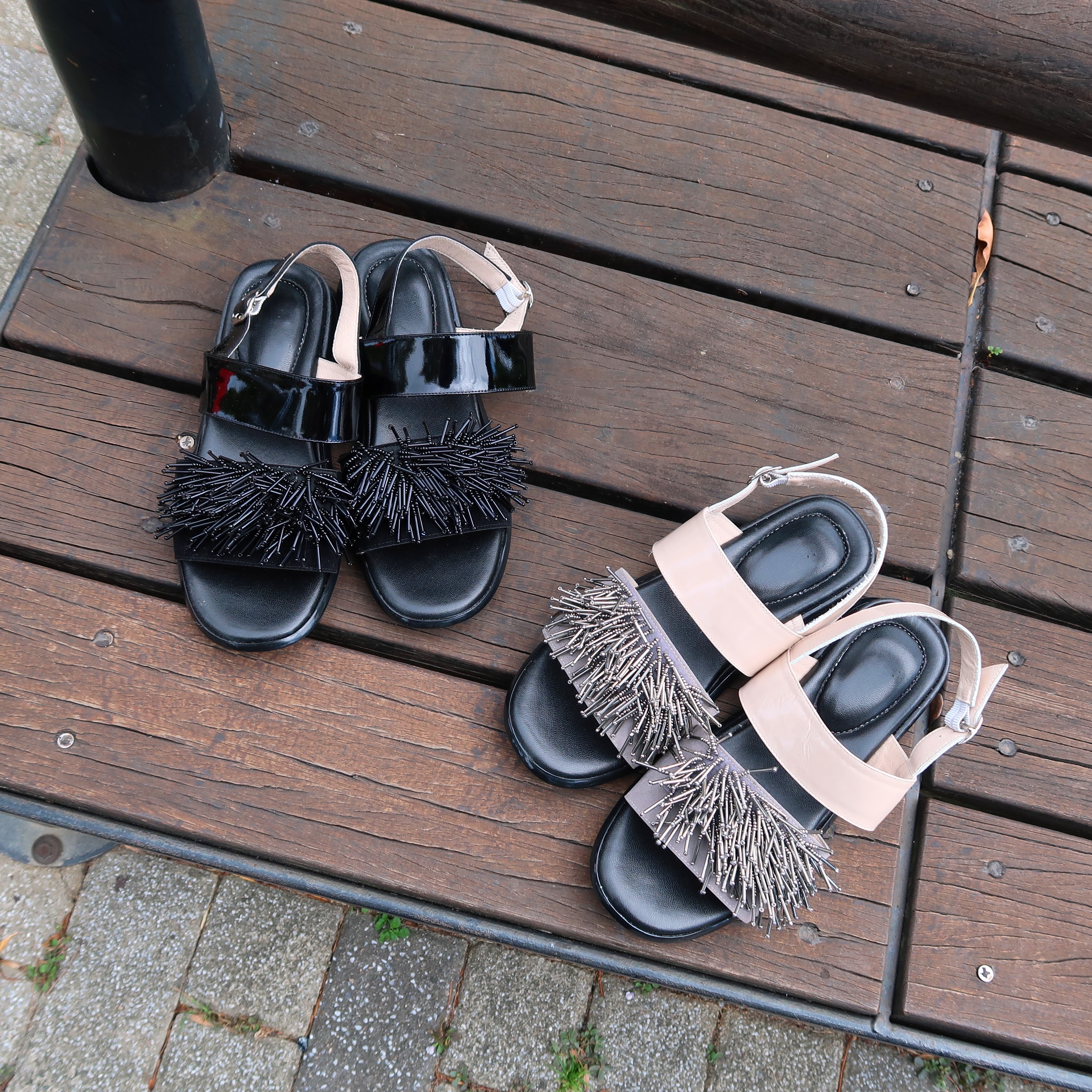 【荊棘薔薇】牛皮手工串珠小跟涼鞋