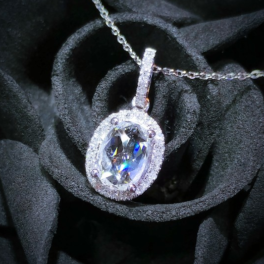 18K White Gold 0.71ct Diamond Pendant