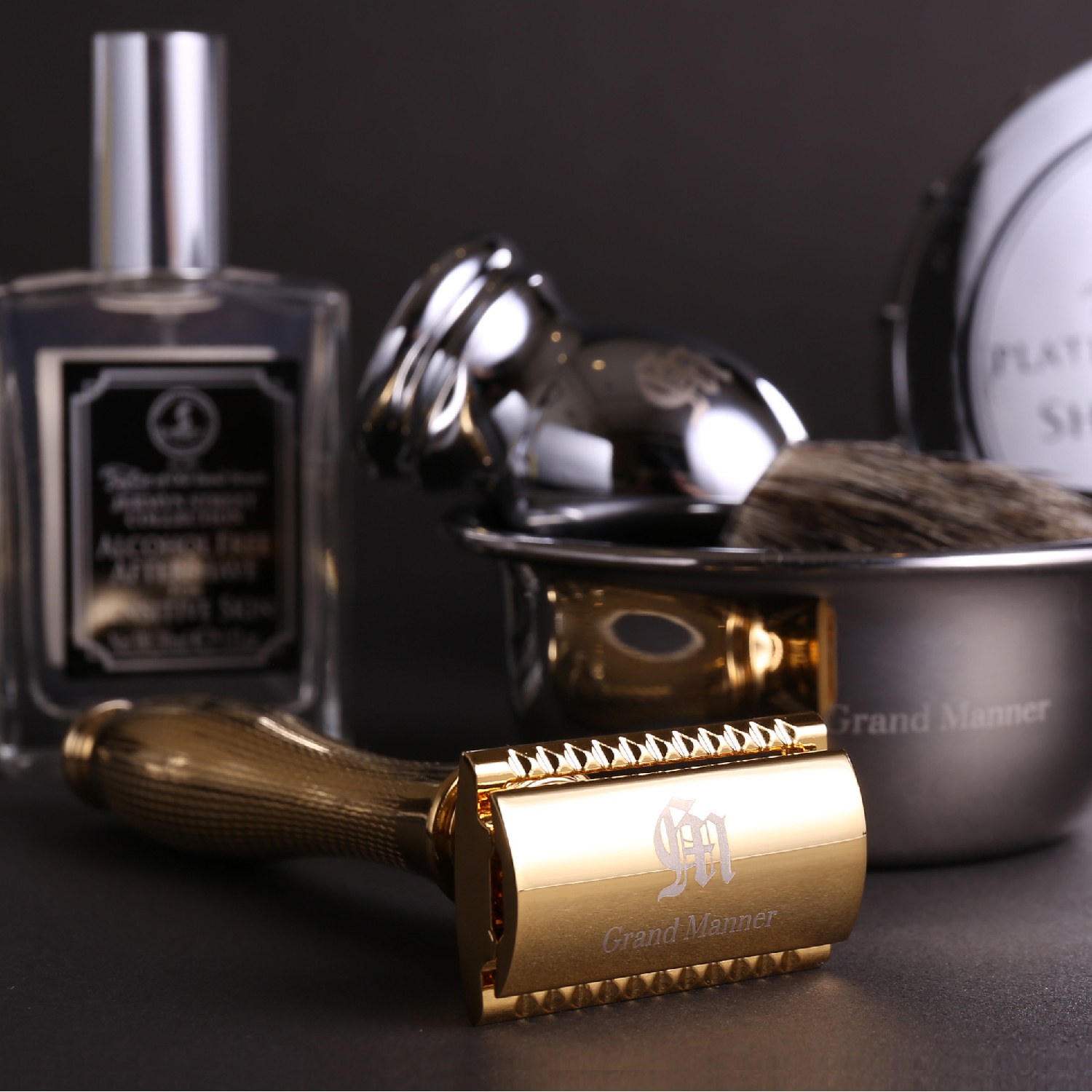 ★ 61折 ★ 皇家系列 復古雙面安全手動刮鬍刀 6件組（24K金 / 傳統老式雙刃刮鬍刀片）