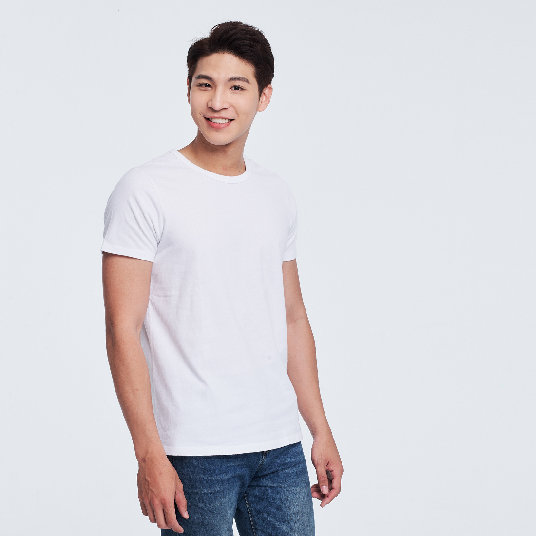 簡單素面短袖圓領蜜桃棉男T/純白