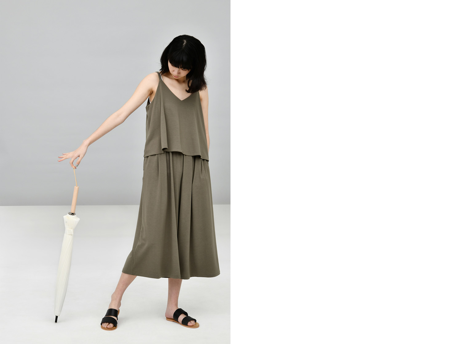 白色的楓木直傘