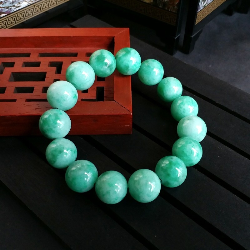 可言美翡翠手串：蓝绿色帝王级独山玉！原产地直出的贵气感谁顶得