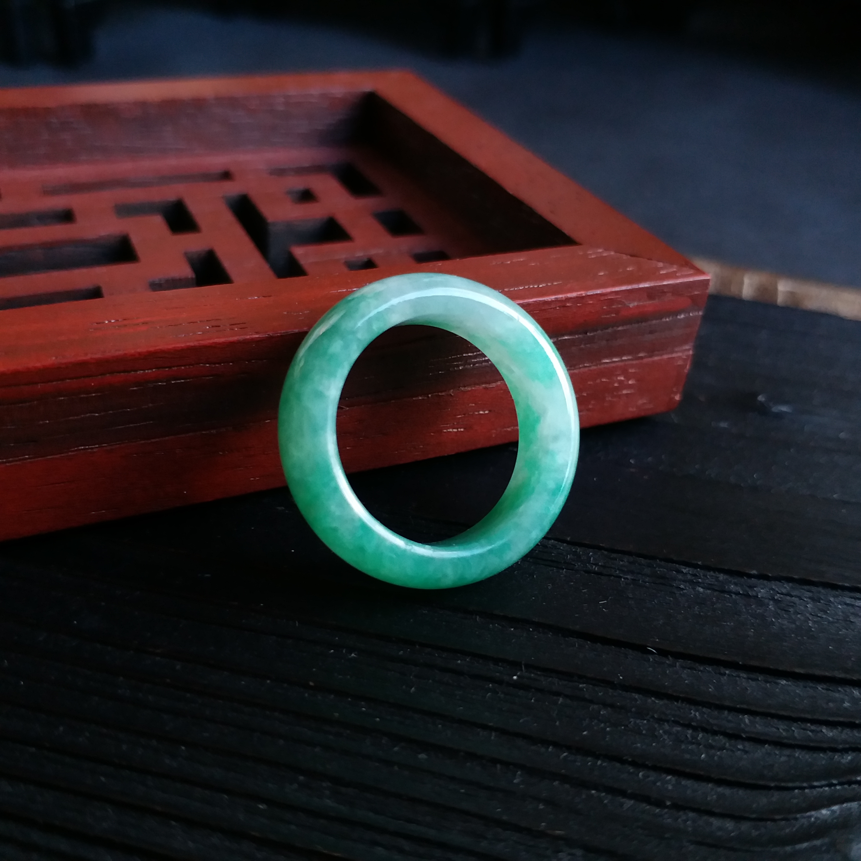 J1126 滿綠戒指 (16.5mm圈口)