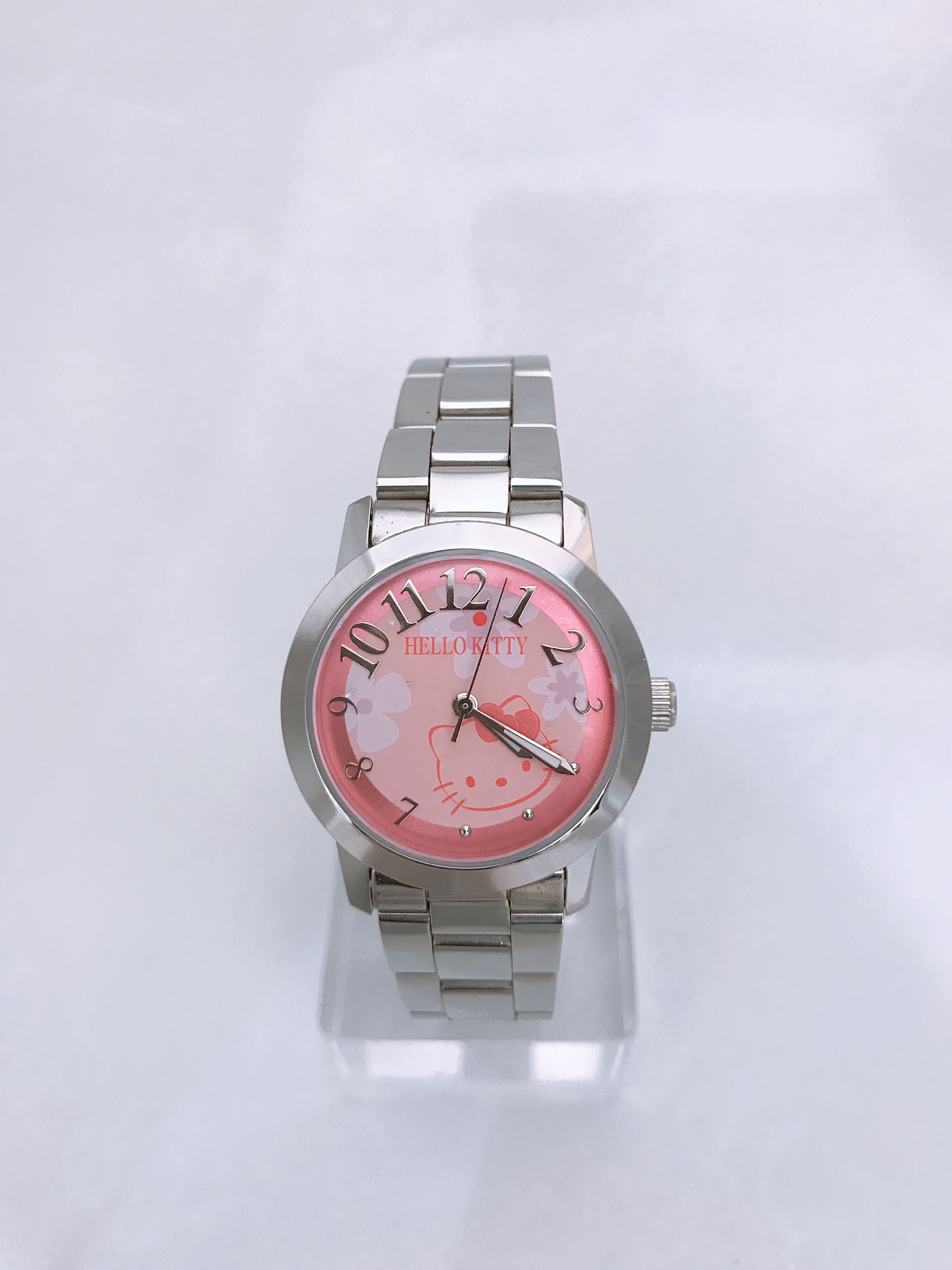 【HELLO KITTY】可愛簡單數字腕錶 LK572LWPA 現代鐘錶