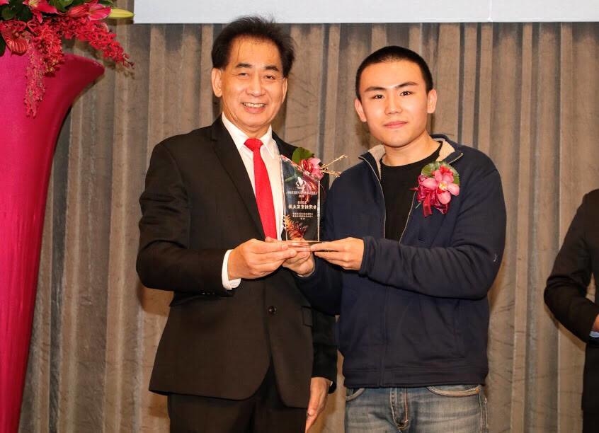 團圓堅果創業家楷模獎