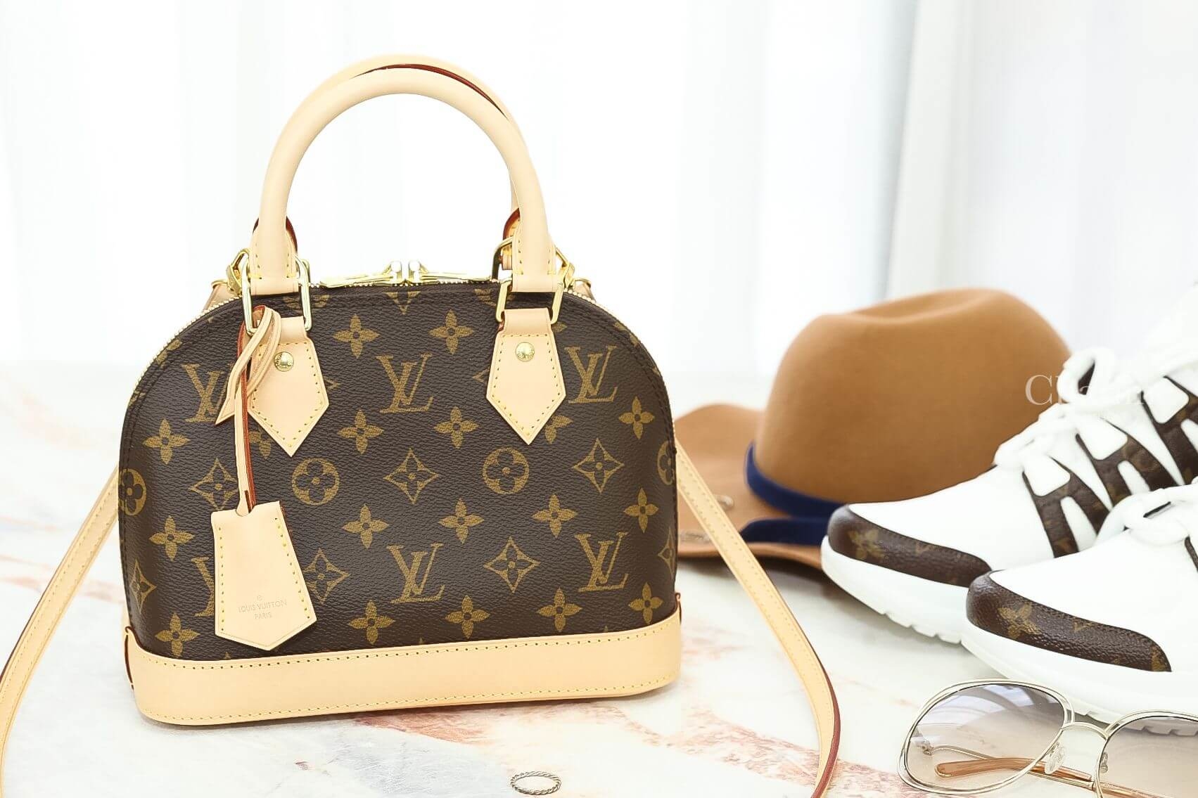 Louis Vuitton Alma BB 咖啡色手提肩背包