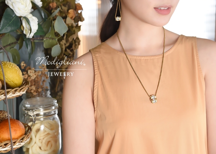 滾動的回憶項鍊