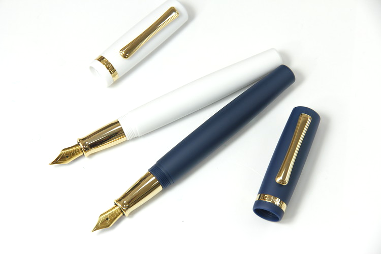 Botty 巴堤爵士 鋼筆 - 阿酸限定款 (白)