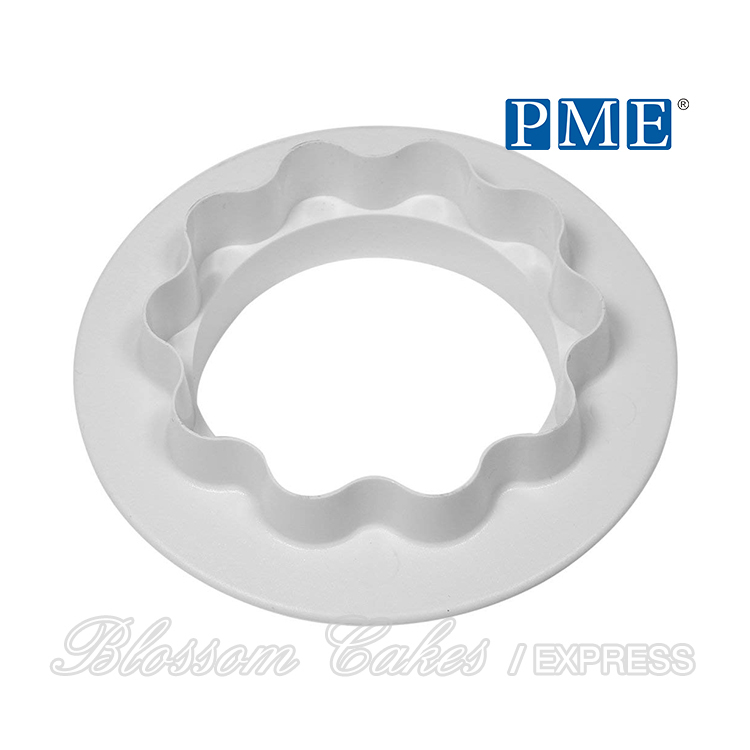 PME Round and Wavy Edge Cutter, Set of 4