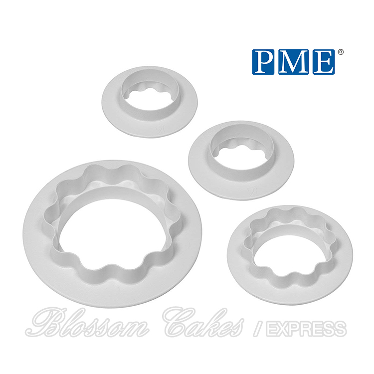 PME Round and Wavy Edge Cutter, Set of 4