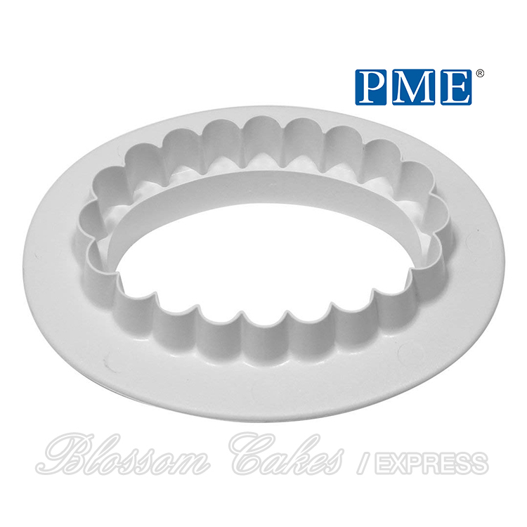 PME Plain and Fluted Double Sided Oval Cutter (165mm/6.5")