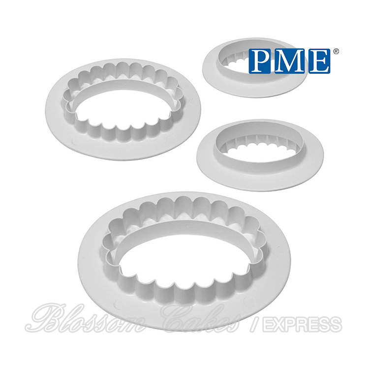 PME Plain and Fluted Double Sided Oval Cutter, Set of 4