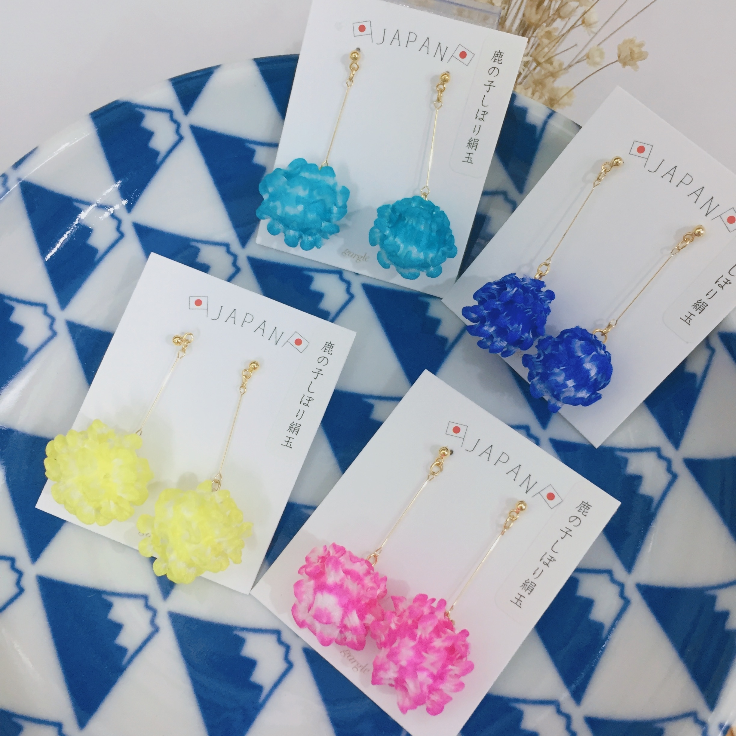 [網站限定優惠]Gargle 日本絹玉POMPOM球耳環