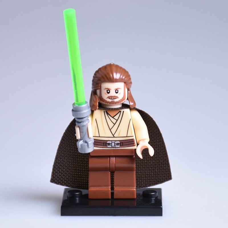 LEGO Qui-Gon Jinn without Cape Minifigure