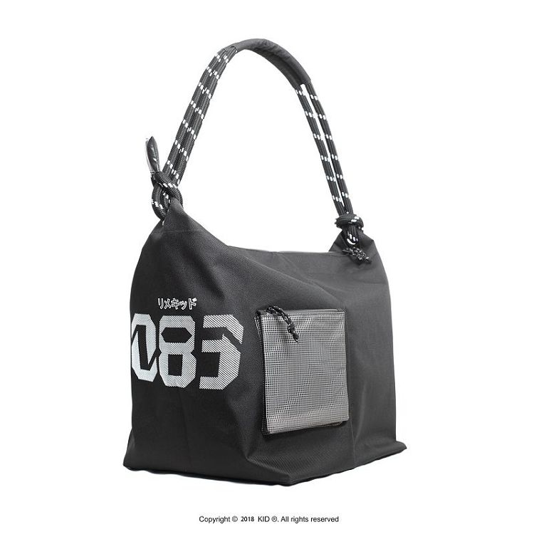 KID ® 機能大容量斜背包