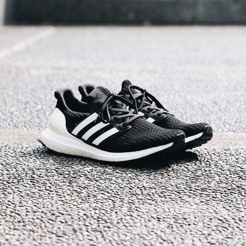 aq0062 adidas