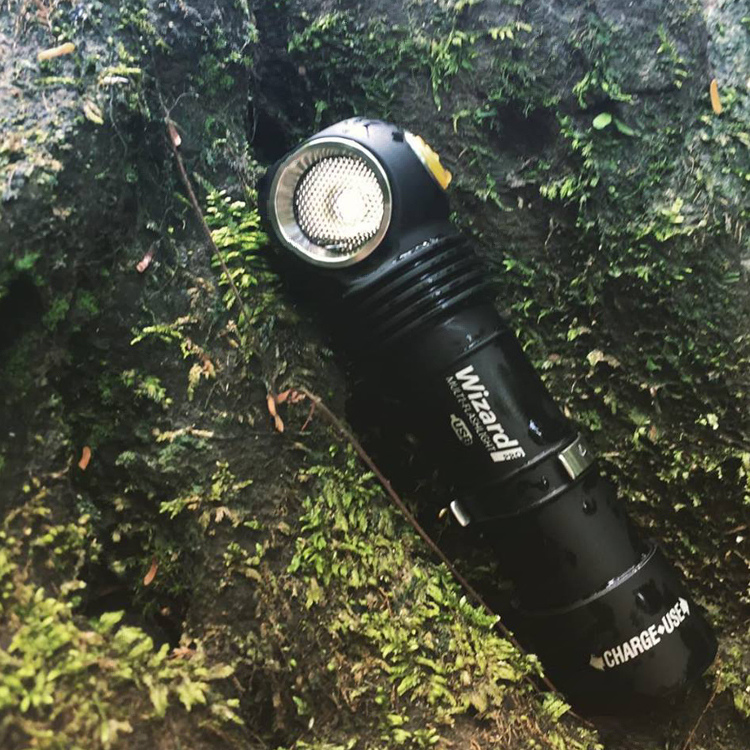 Armytek Wizard V3 全泛光頭燈