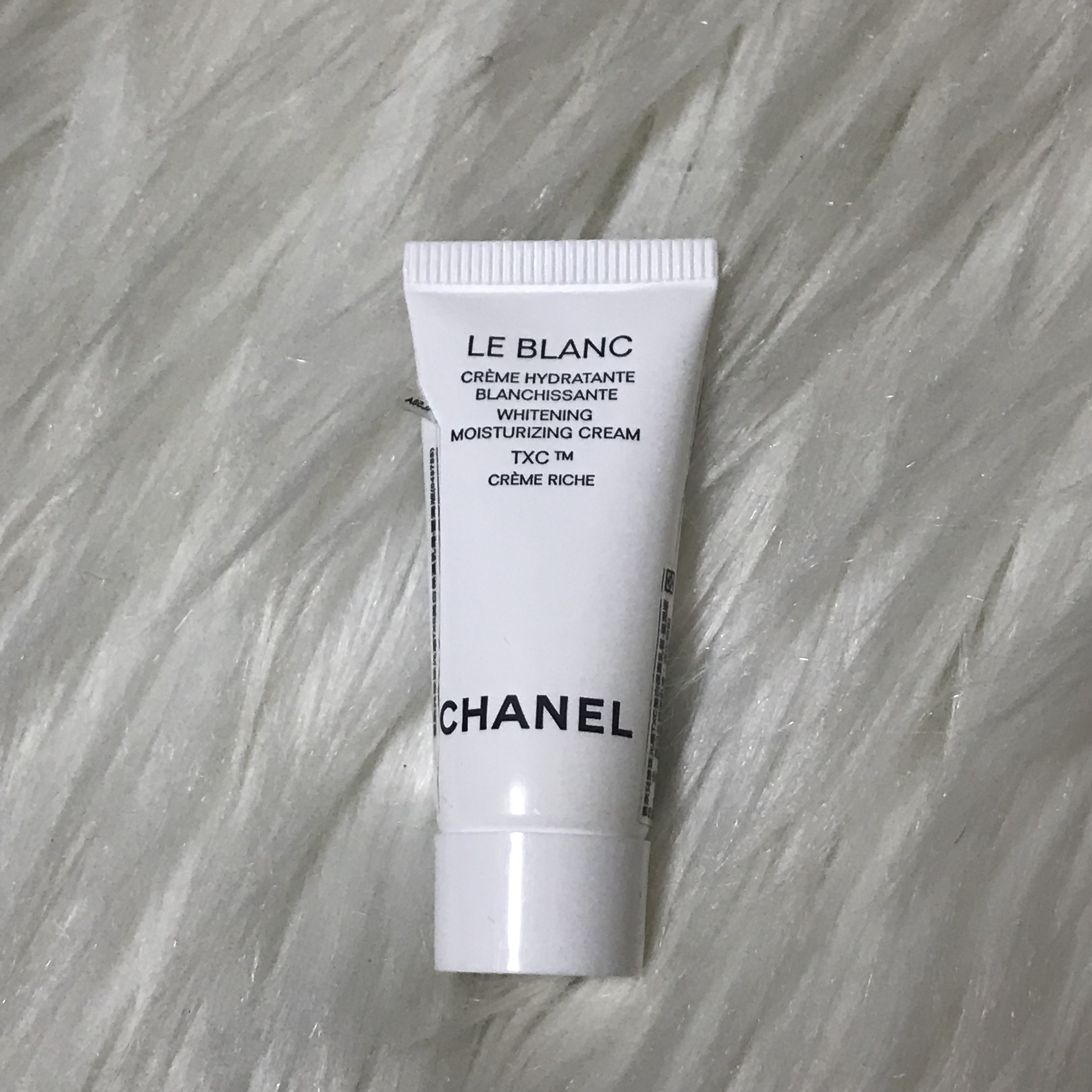 CHANEL LE BLANC Brightening Moisturizing Cream trial si