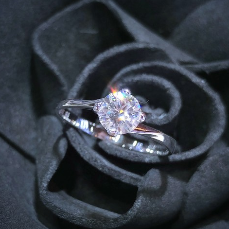 全新18K白金 【單粒55份鑽石】4爪戒指