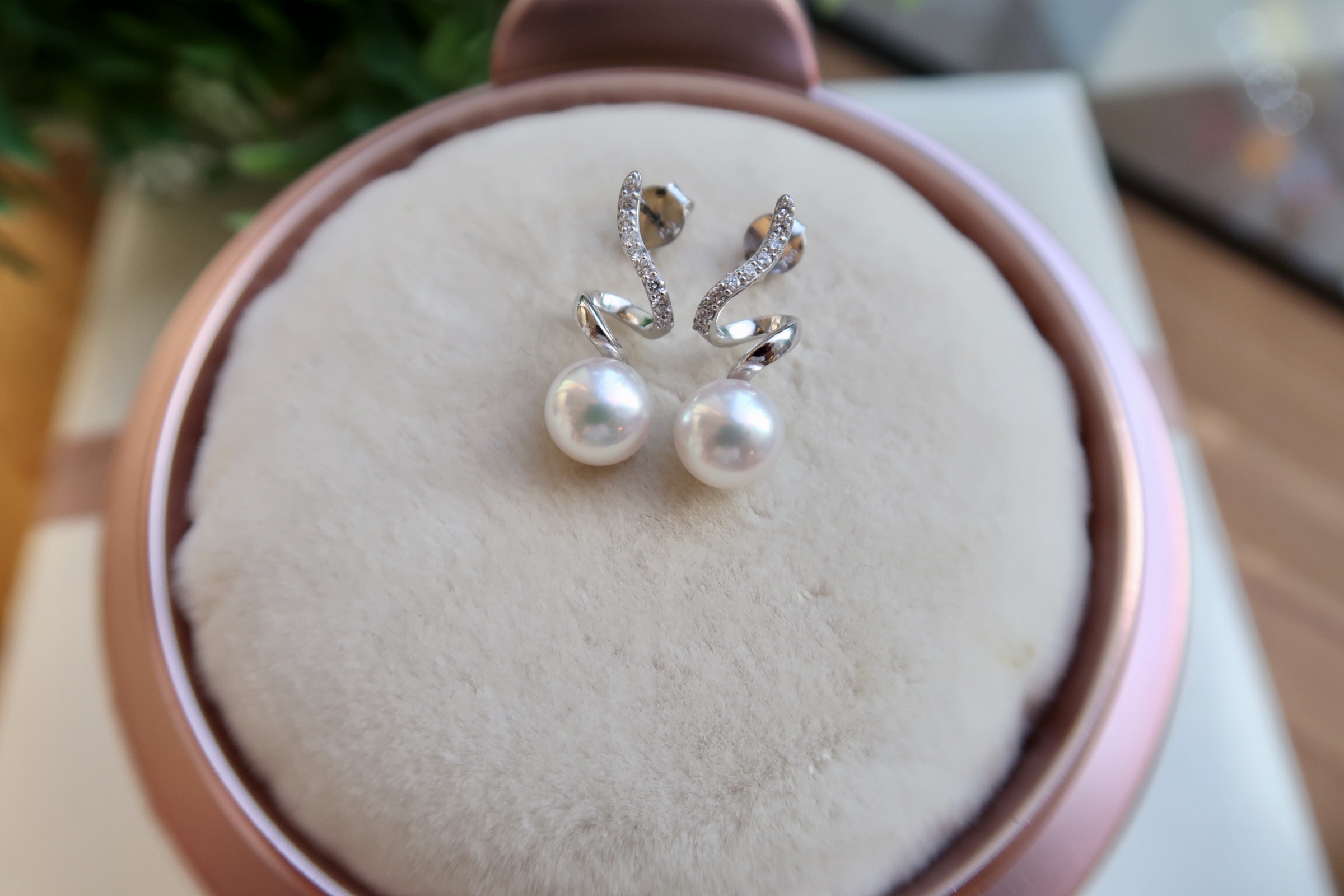 頂級鏡面系列-18K金日Akoya珍珠鑽石耳環