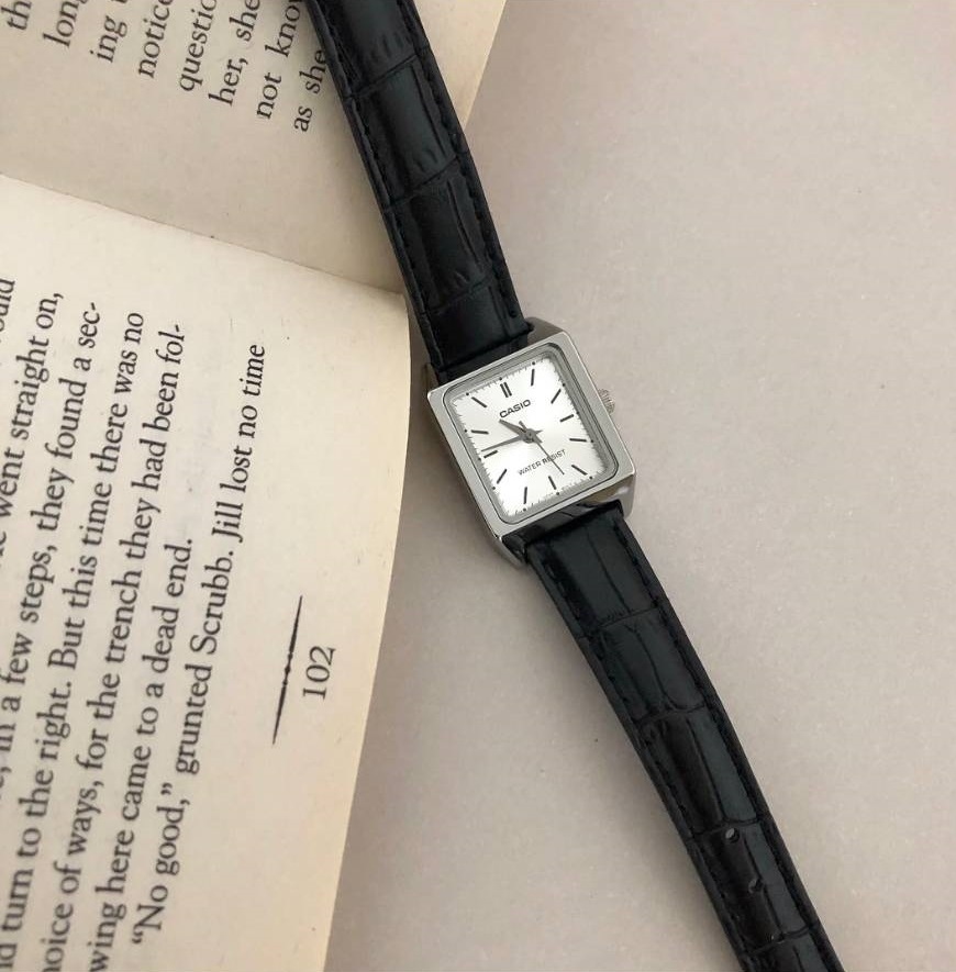 INS116 CASIO復古感方型手錶 三色