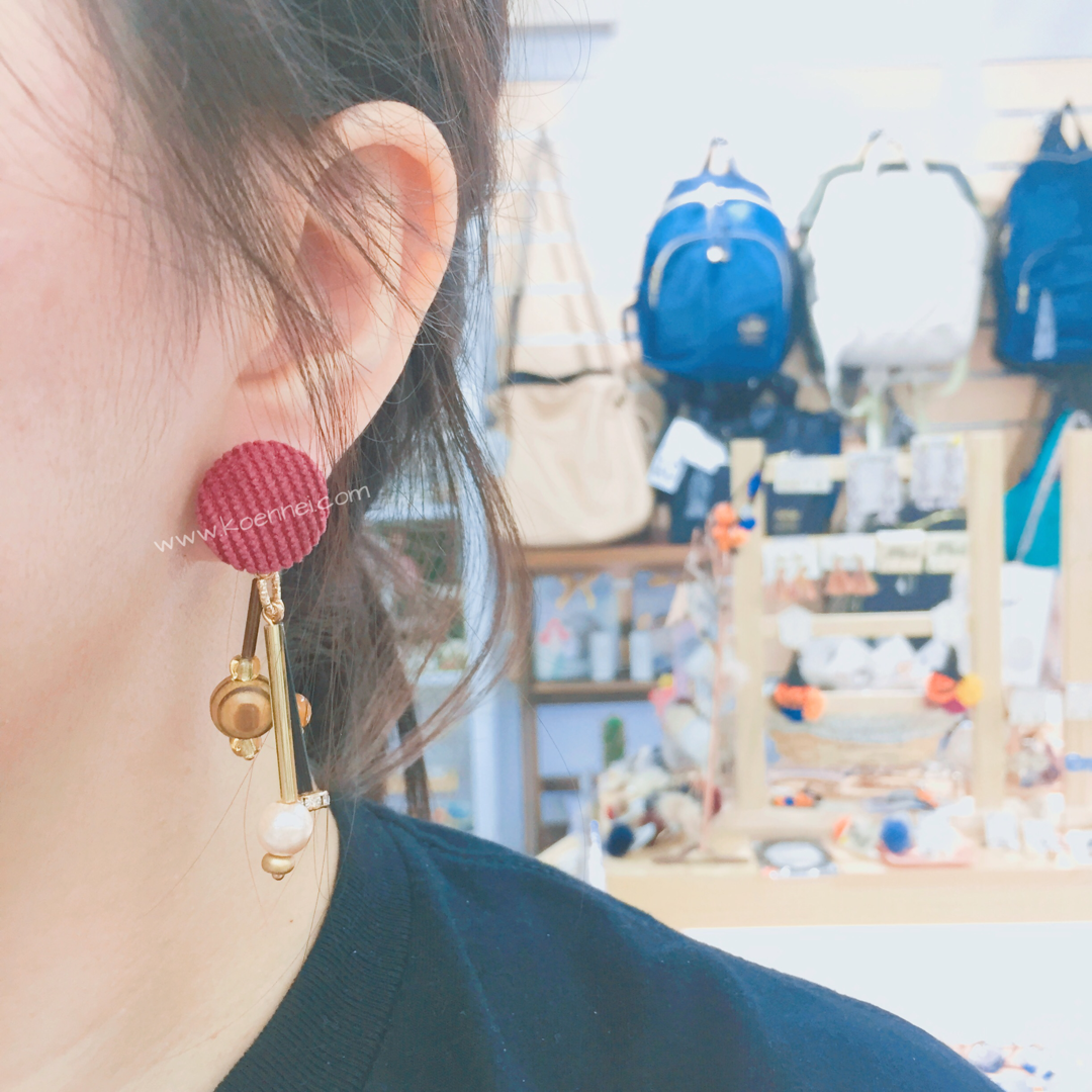 [網站限定優惠]日本燈芯絨珠珠耳環