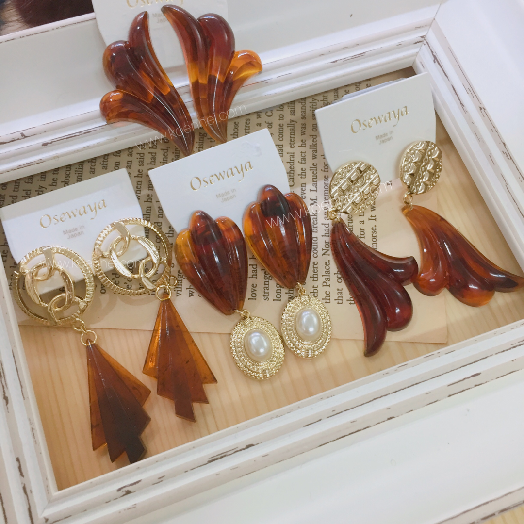 [日本制] 透明感大理石木紋耳環