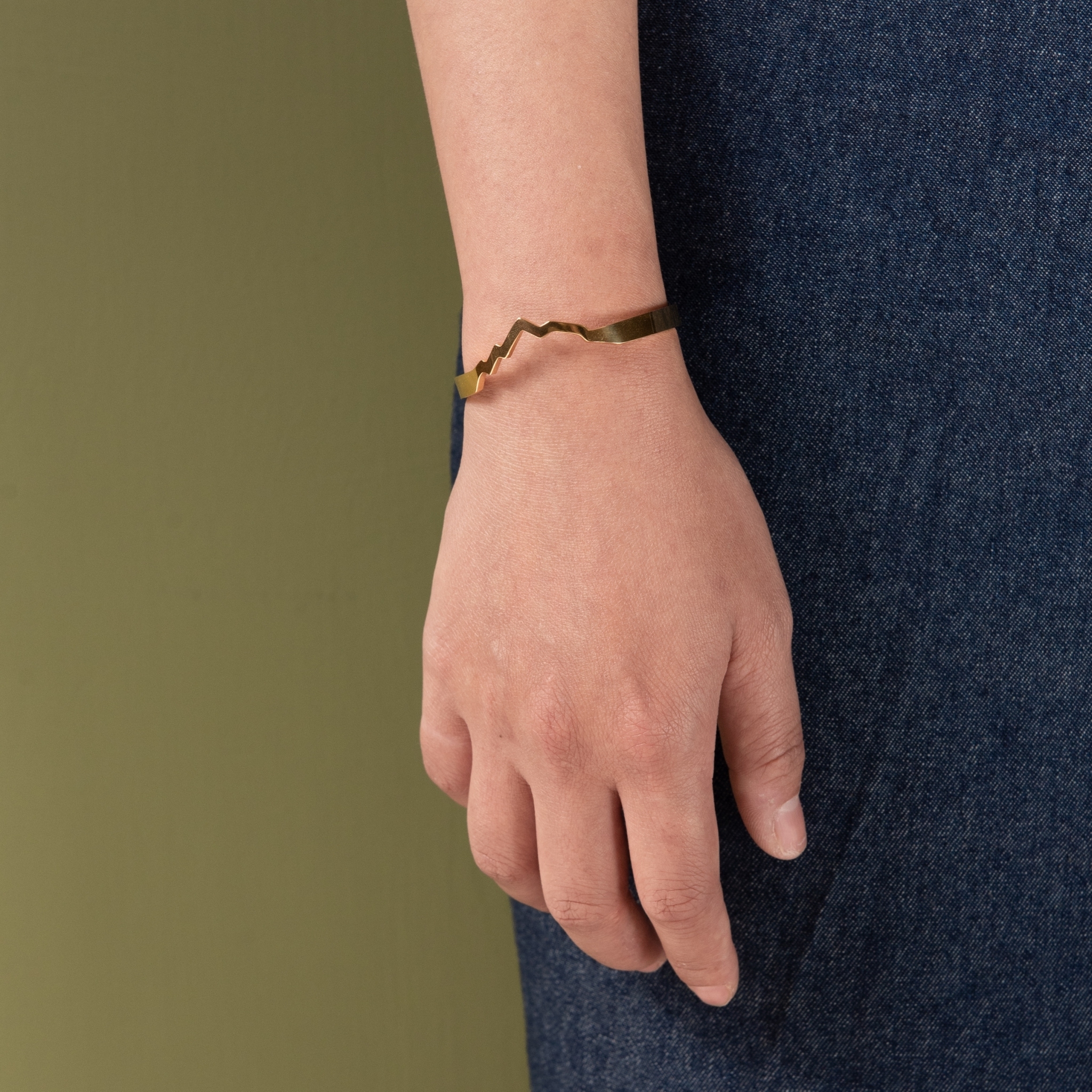 CLASSIC M Thin Bracelet Gold