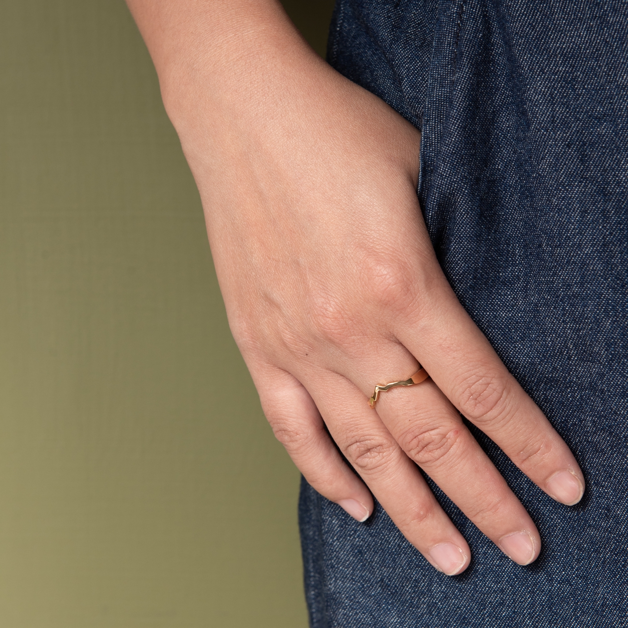 CLASSIC M Thin Ring Gold