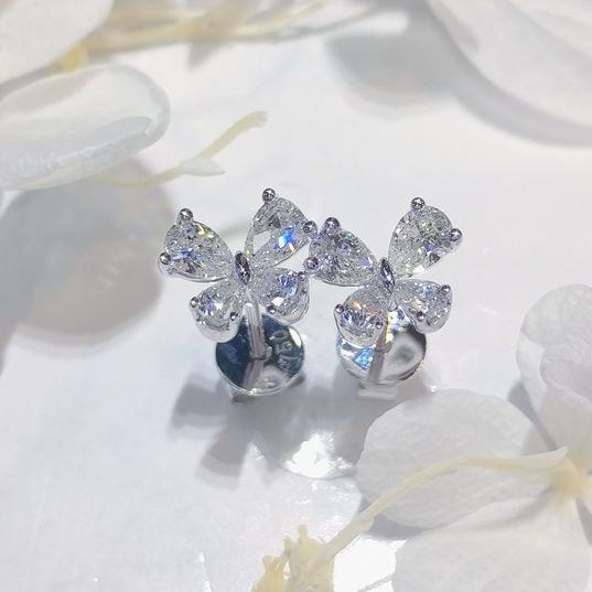 全新18K白金77份鑽石耳環