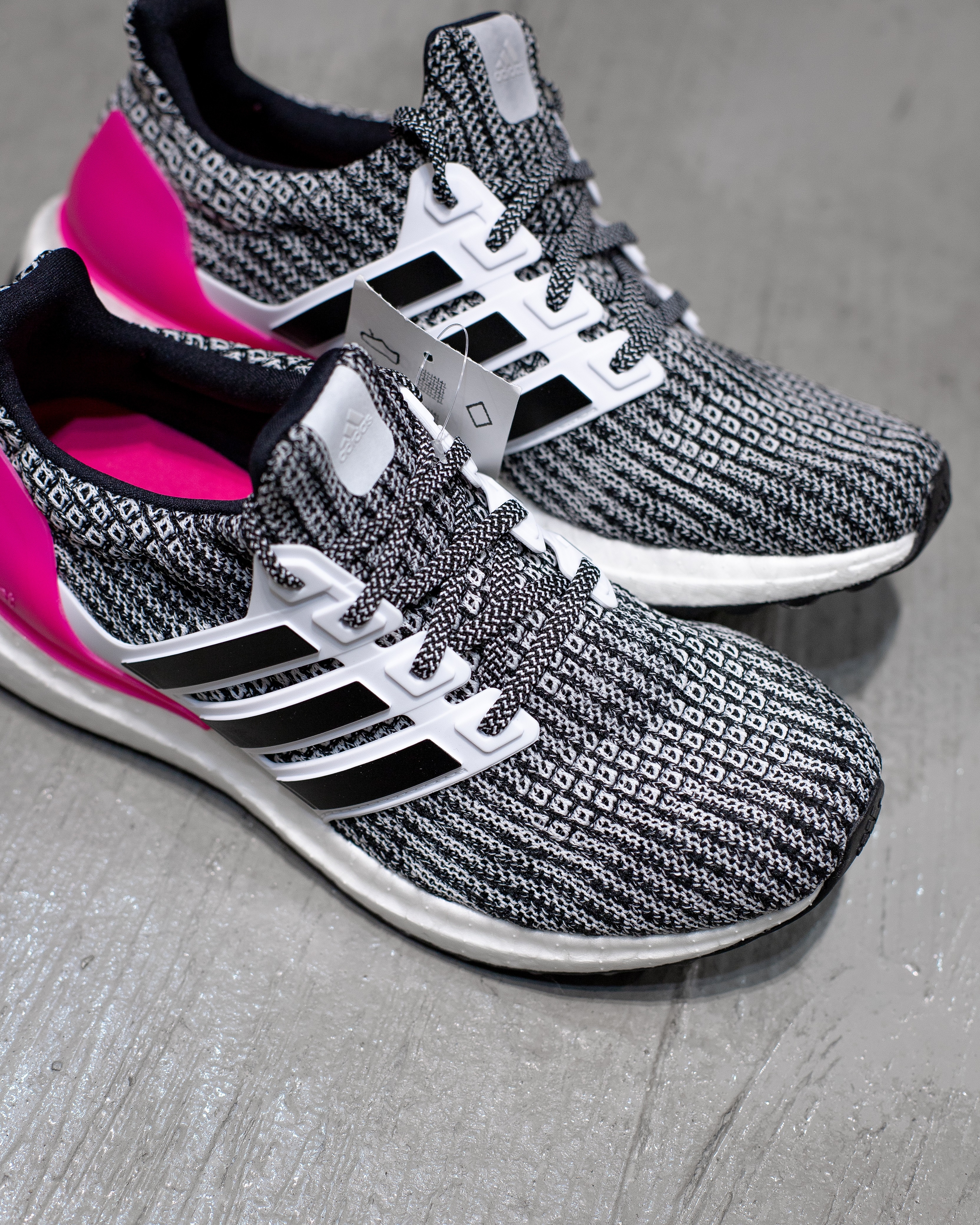 Adidas Ultra Boost 4.0 "Oreo Pink" B43508