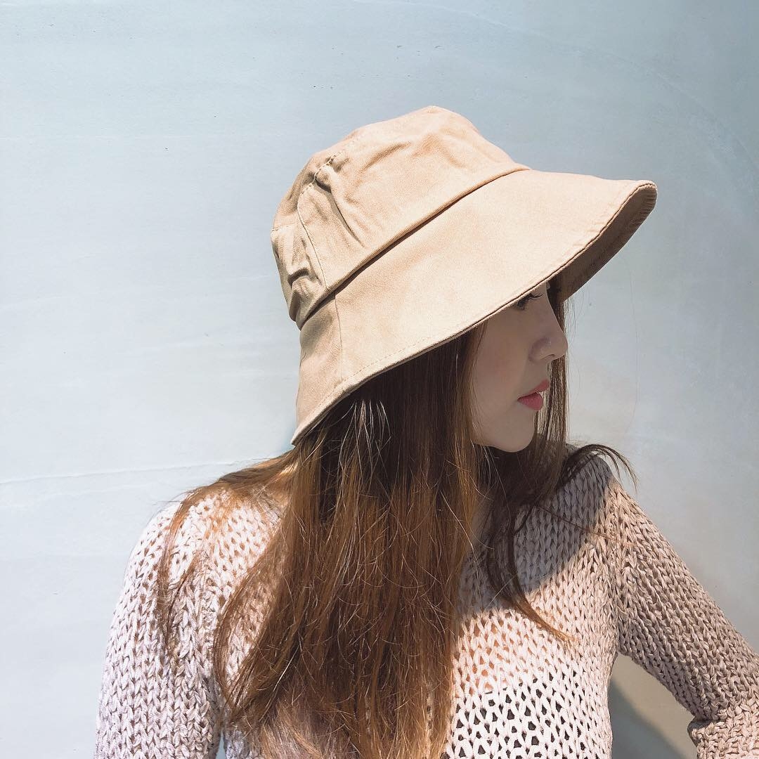 這是一頂俐落的漁夫帽/兩色