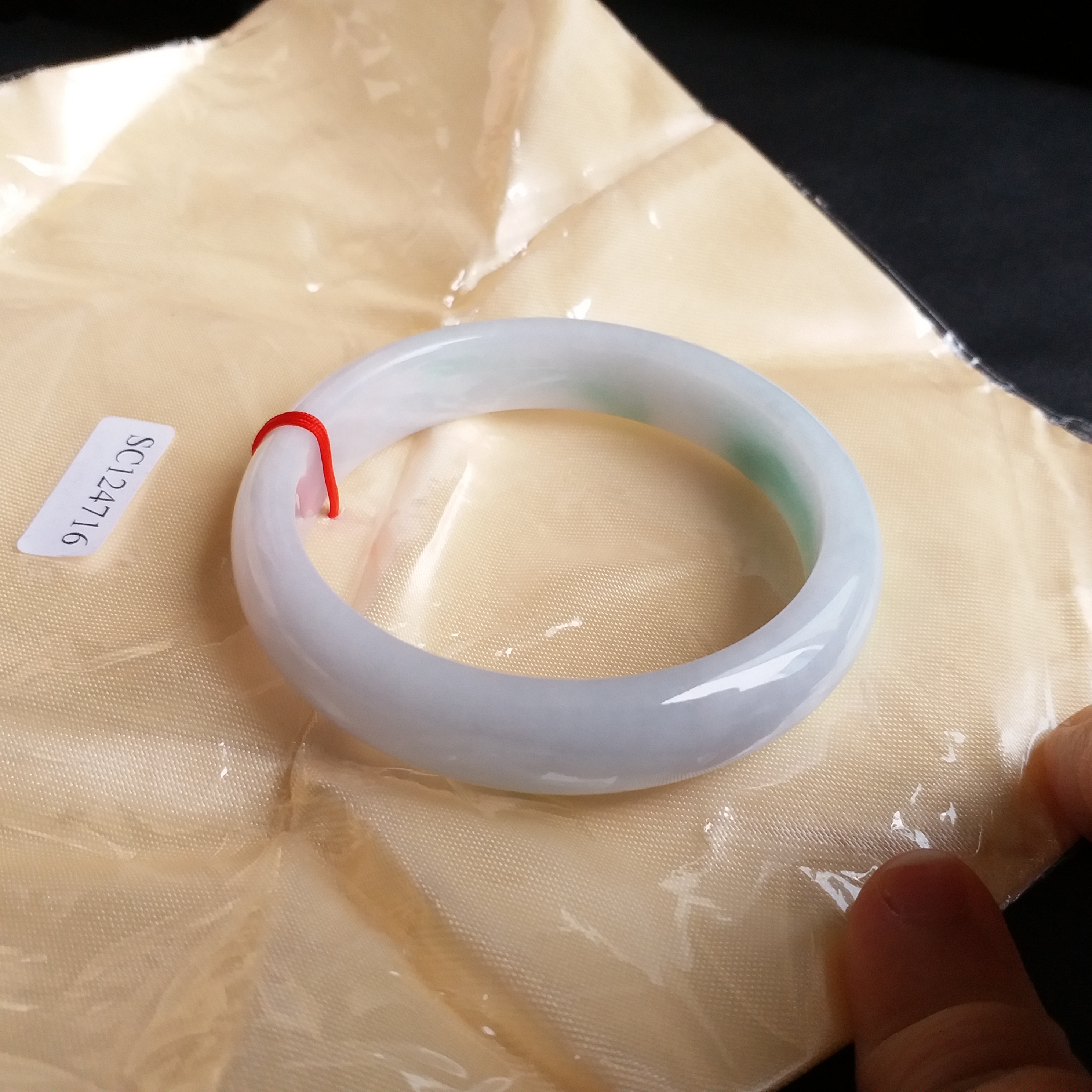 J1101 冰糯春彩玉鐲 58.89mm (1.57)