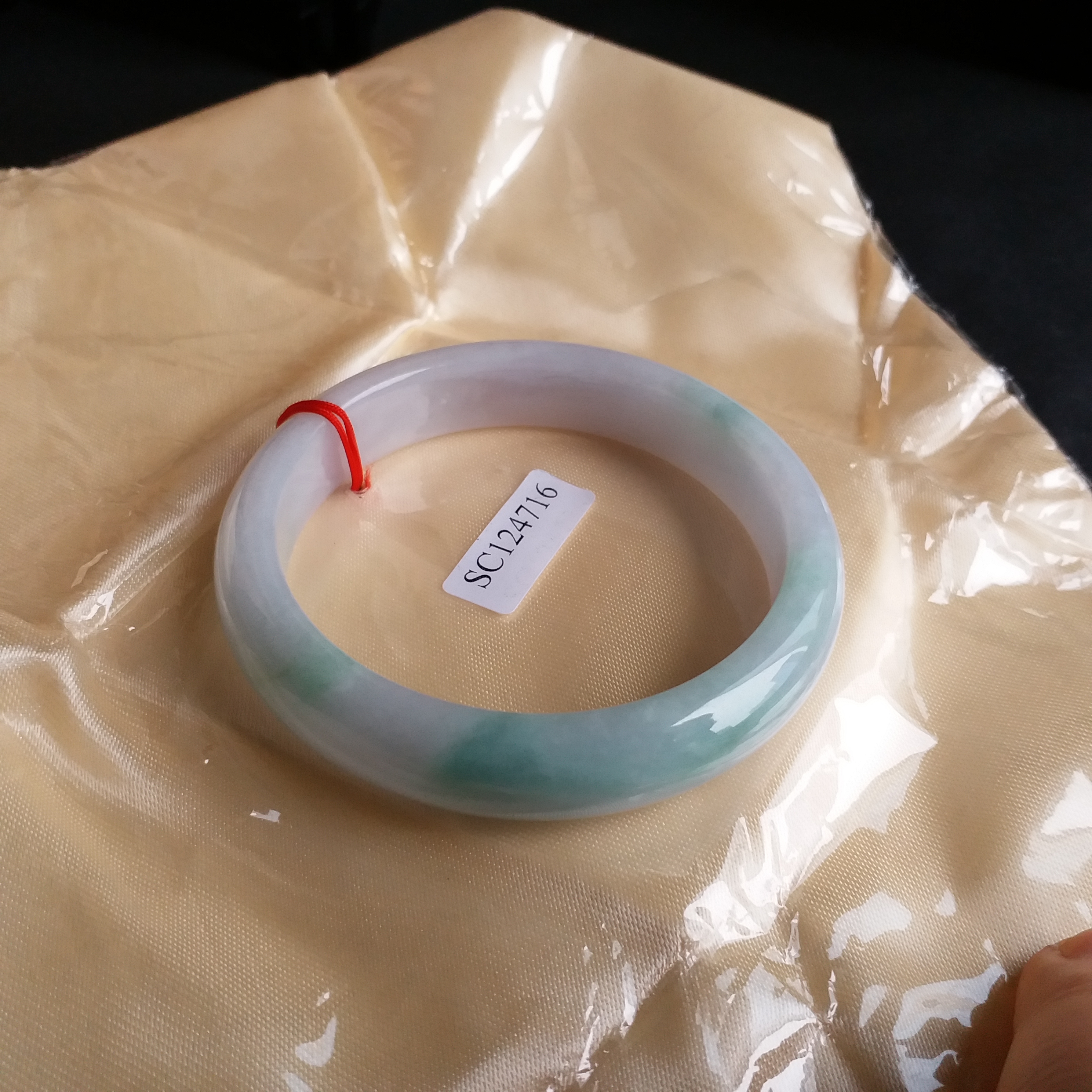 冰糯春彩玉鐲 58.89mm, 天然翡翠A玉, 緬甸玉, Jade, Jadeite