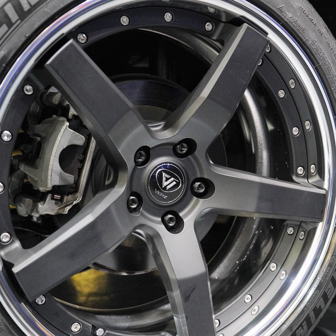 VERZ KCV03 CRYSTAL BLACK 19×9.5+45 VERZ-WHEELS KCV03｜KUHL JAPANがプロデュースする究極の「立体造形美