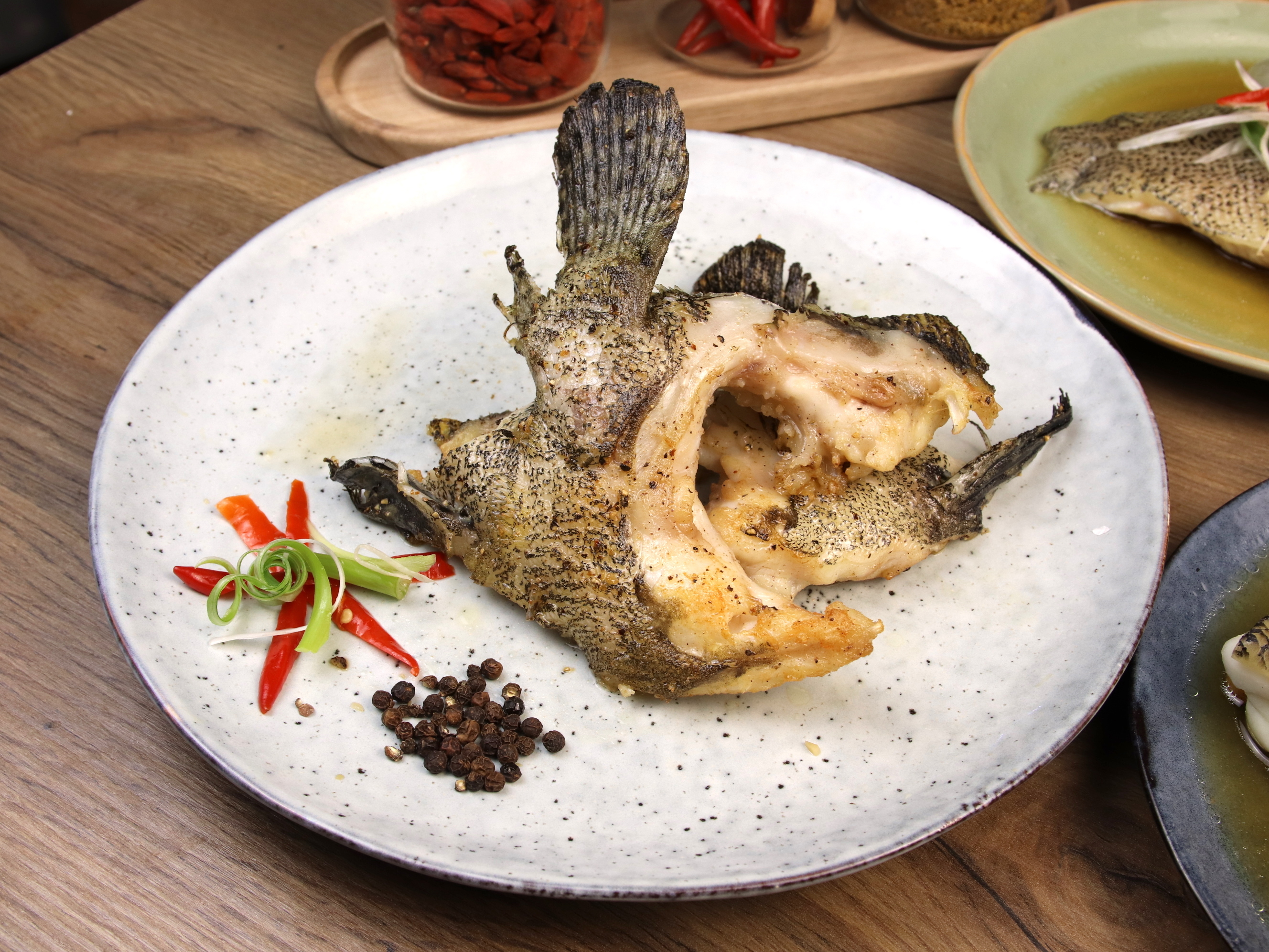 限量-龍虎斑下巴