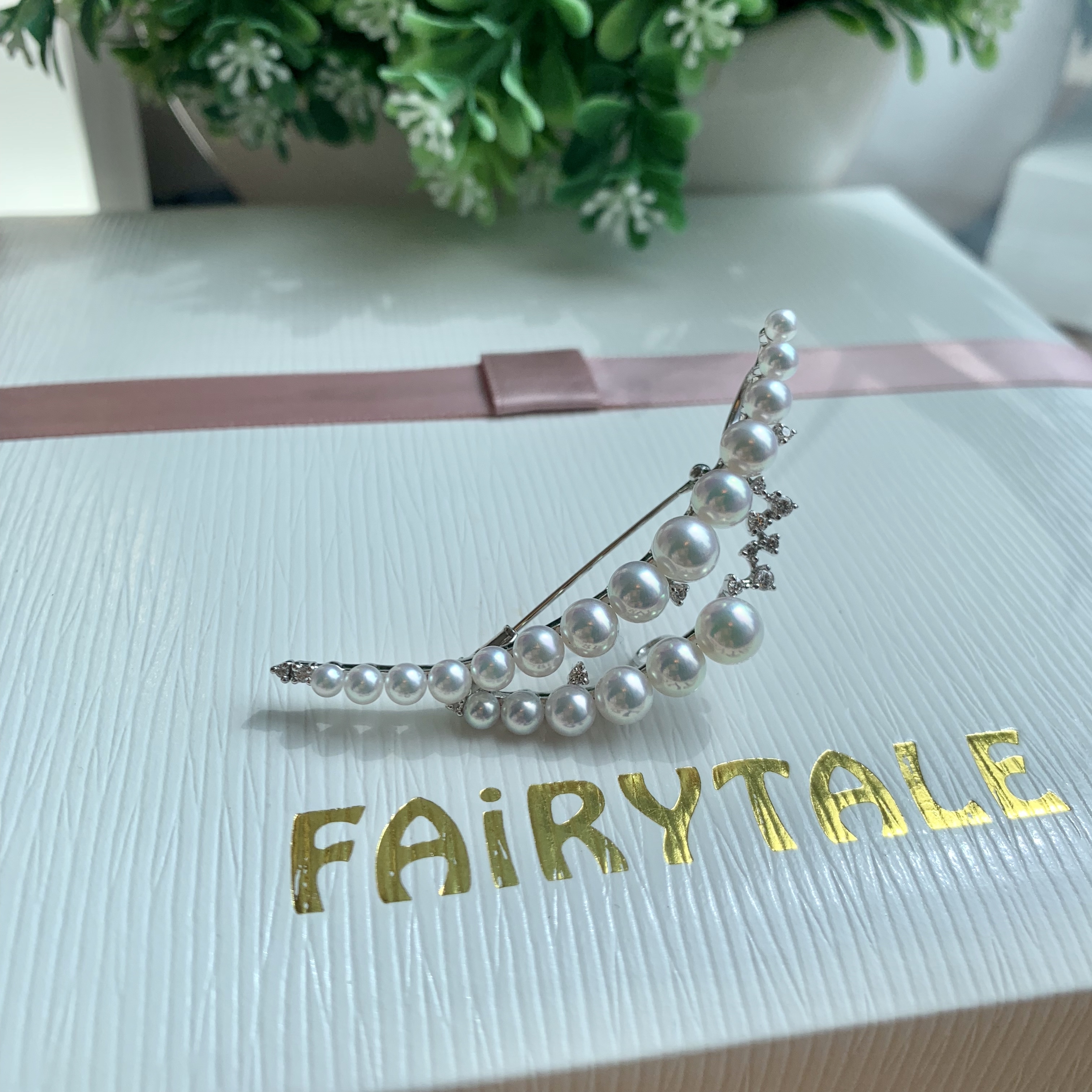 彩凜珠設計系列 - 18K金日本Akoya珍珠鑽石吊墜/胸針兩用