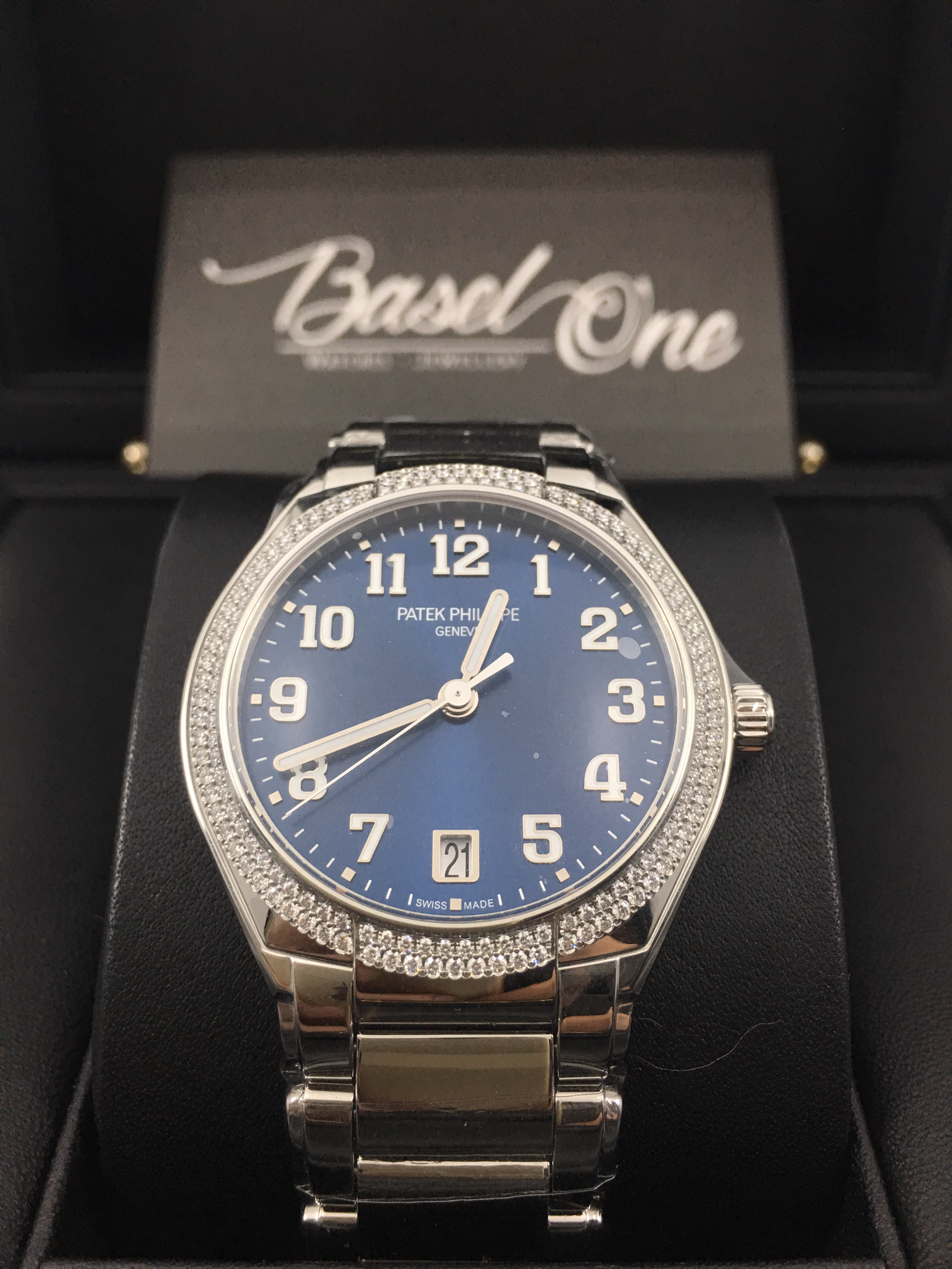 BRAND NEW 7300/1200A PATEK PHILIPPE TWENTY 4 STAINLESS STEEL AUTOMATIC LADY DIAMOND