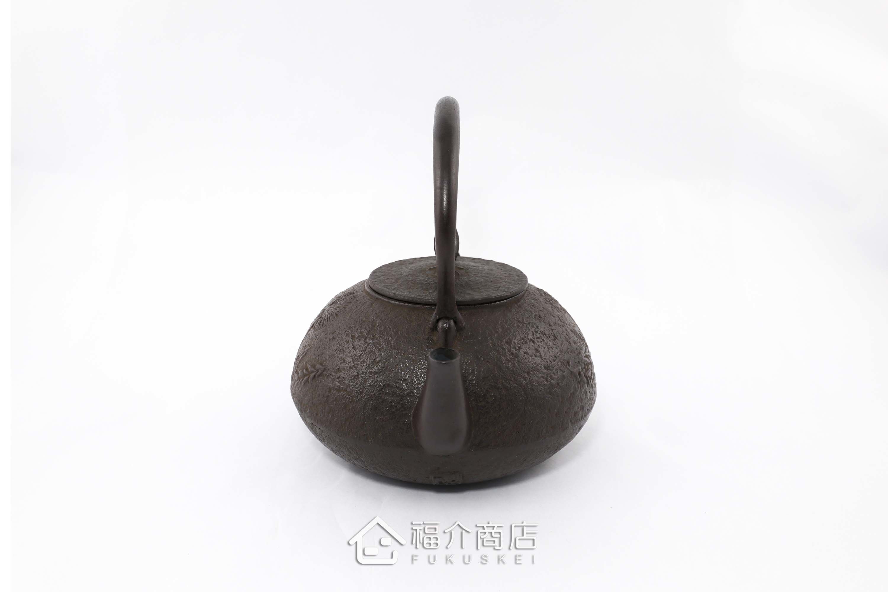 煮水泡茶用的日本製南部鐵器鑄鐵壺