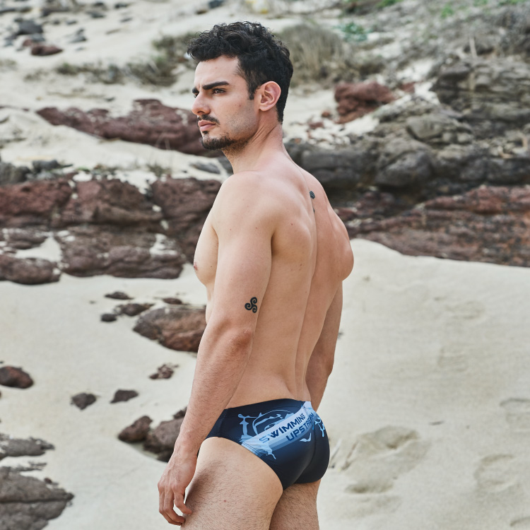 MAR-8120A 大男競賽型泳褲 - swimming upstream