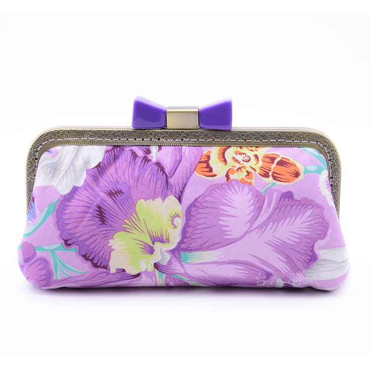 20公分ㄇ形蝴蝶結壓花口金【微瑕福利品】(贈紙型)