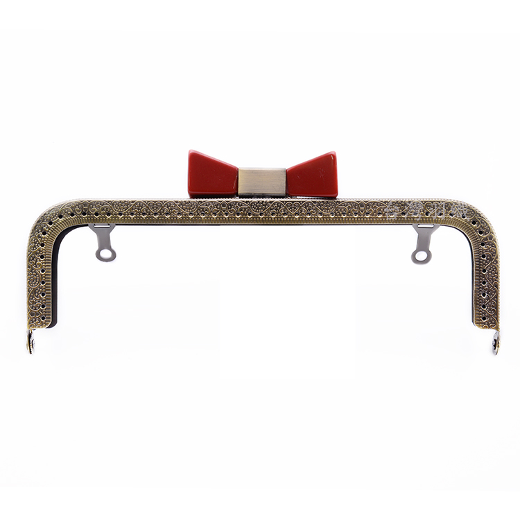 20公分ㄇ形蝴蝶結壓花口金【微瑕福利品】(贈紙型)