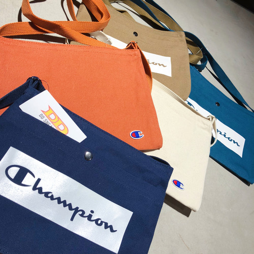 CHAMPION SHOULDER BAG