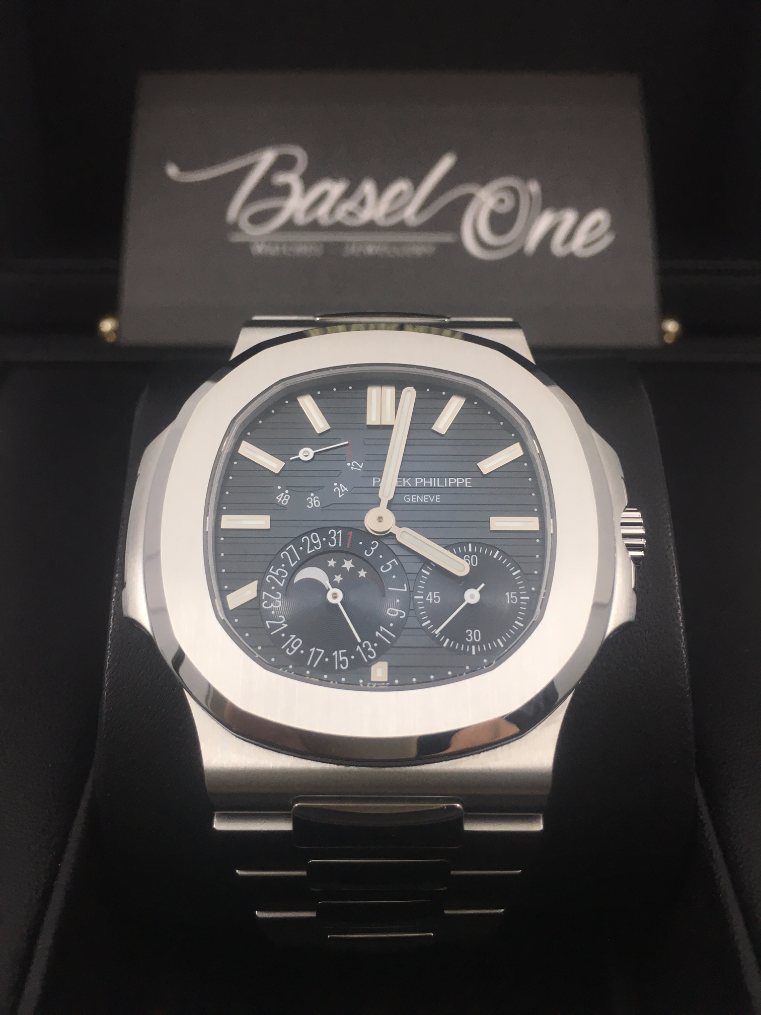 BRAND NEW 5712/1A-001 PATEK PHILIPPE BLUE DIAL STAINLESS STEEL MEN NAUTILUS