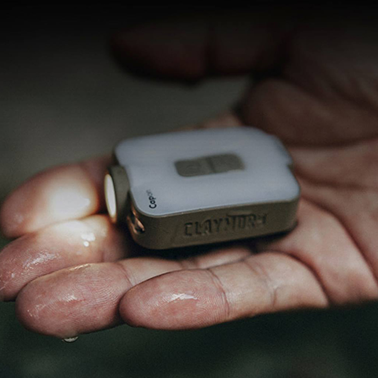 Prism 輕量化高流明夾燈-沙色版 40B