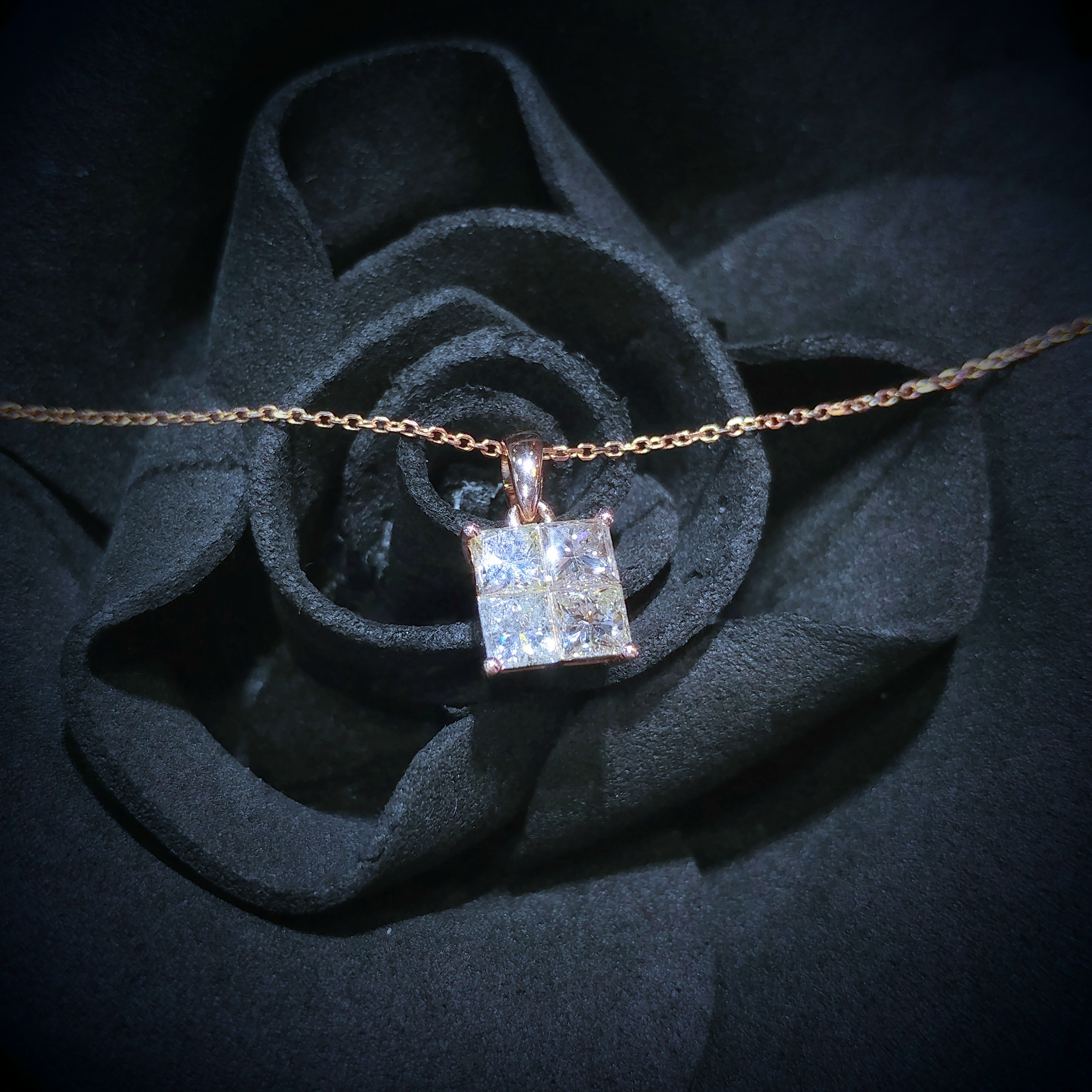 全新18K玫瑰金84份公主方淺啡鑽石吊墜