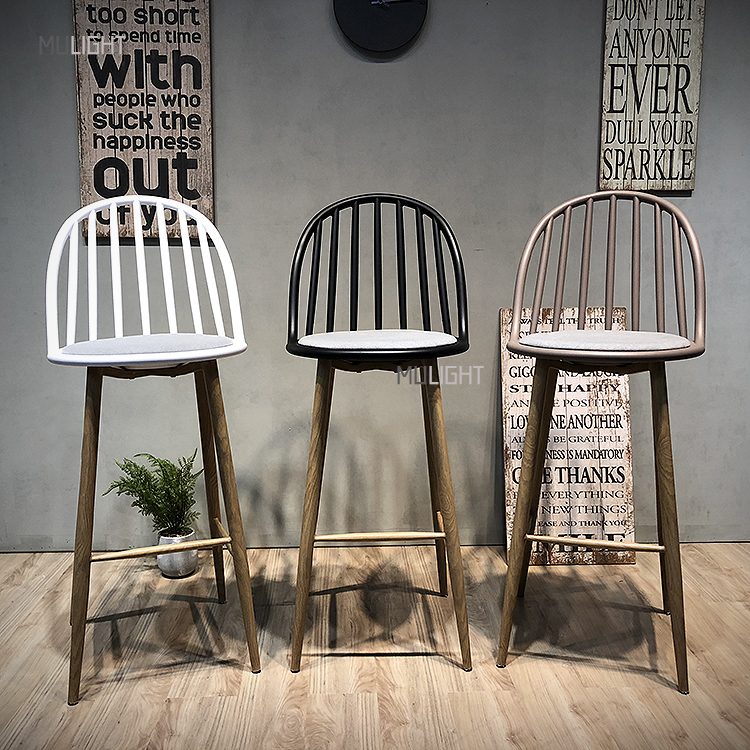 圓弧椅背溫莎柵欄吧檯椅