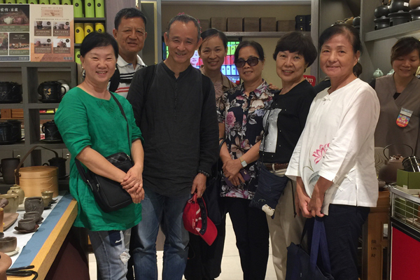 豬年生肖壺簽名