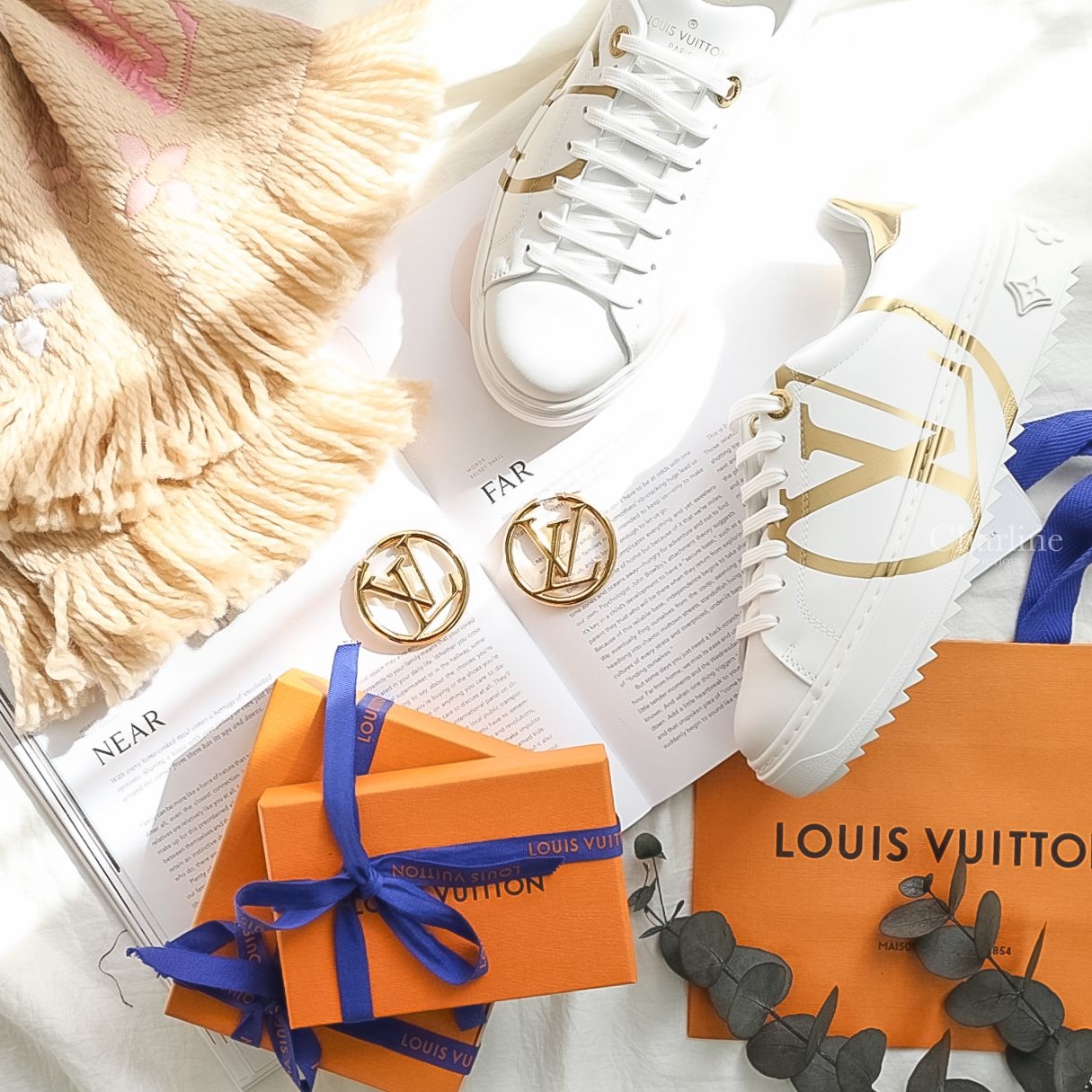 Louis Vuitton Louise Hoop Earrings 金色LV Logo圓圈耳環-Charline Boutique 精品代購