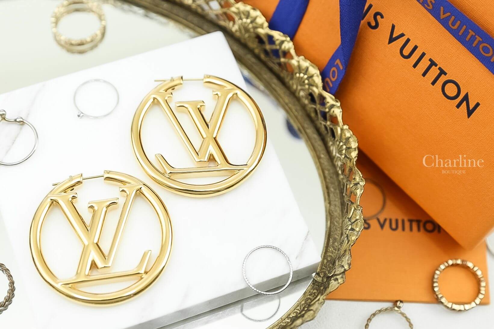 Louis Vuitton Louise Hoop Earrings 金色LV Logo圓圈耳環